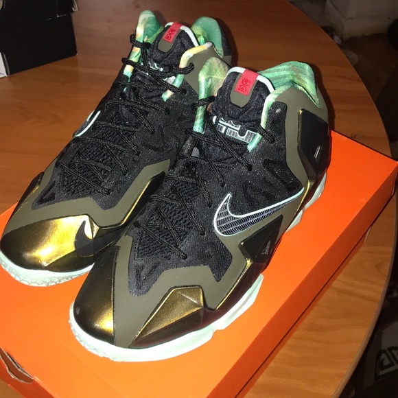 nike lebron 11 boys